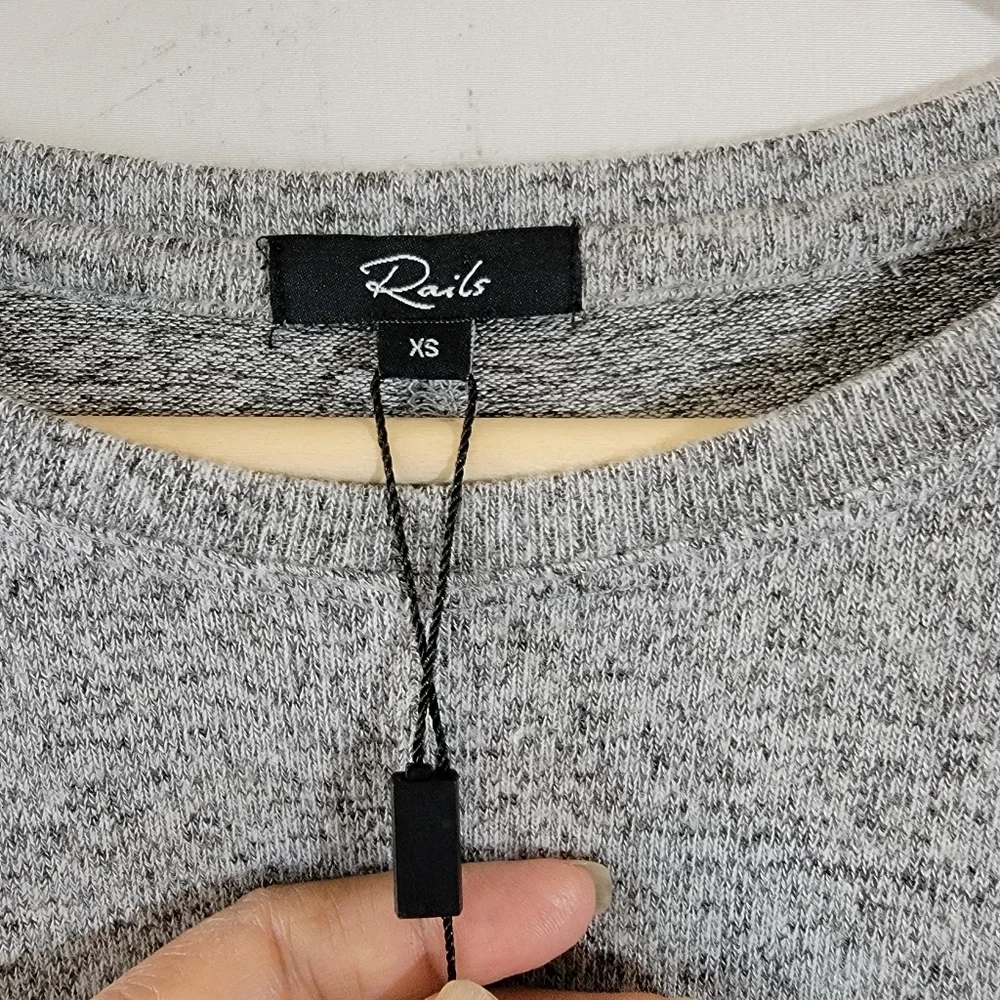 NEW Rails Women's Gray Long Sleeve Crewneck Top XS Soft Minimalist Y2K Cozy